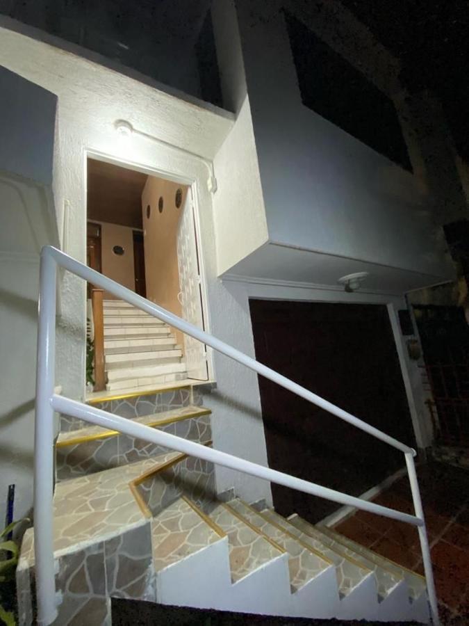 Independientes Cerca Al Aeropuerto 3 Casa de hóspedes Cartagena